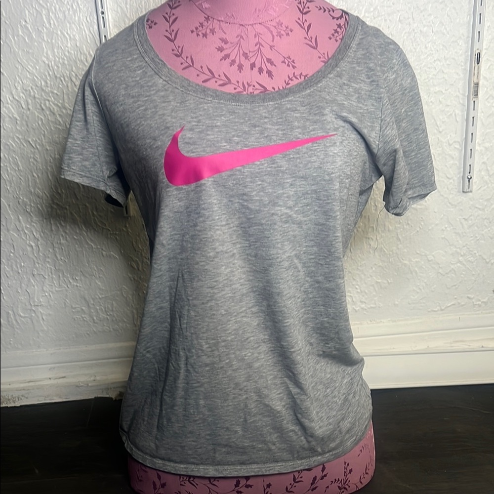 Nike Gray Fitted Tee with Pink Accents